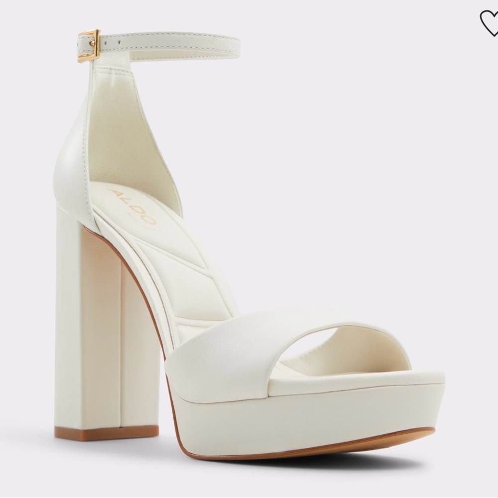 Aldo Cream Platform heels